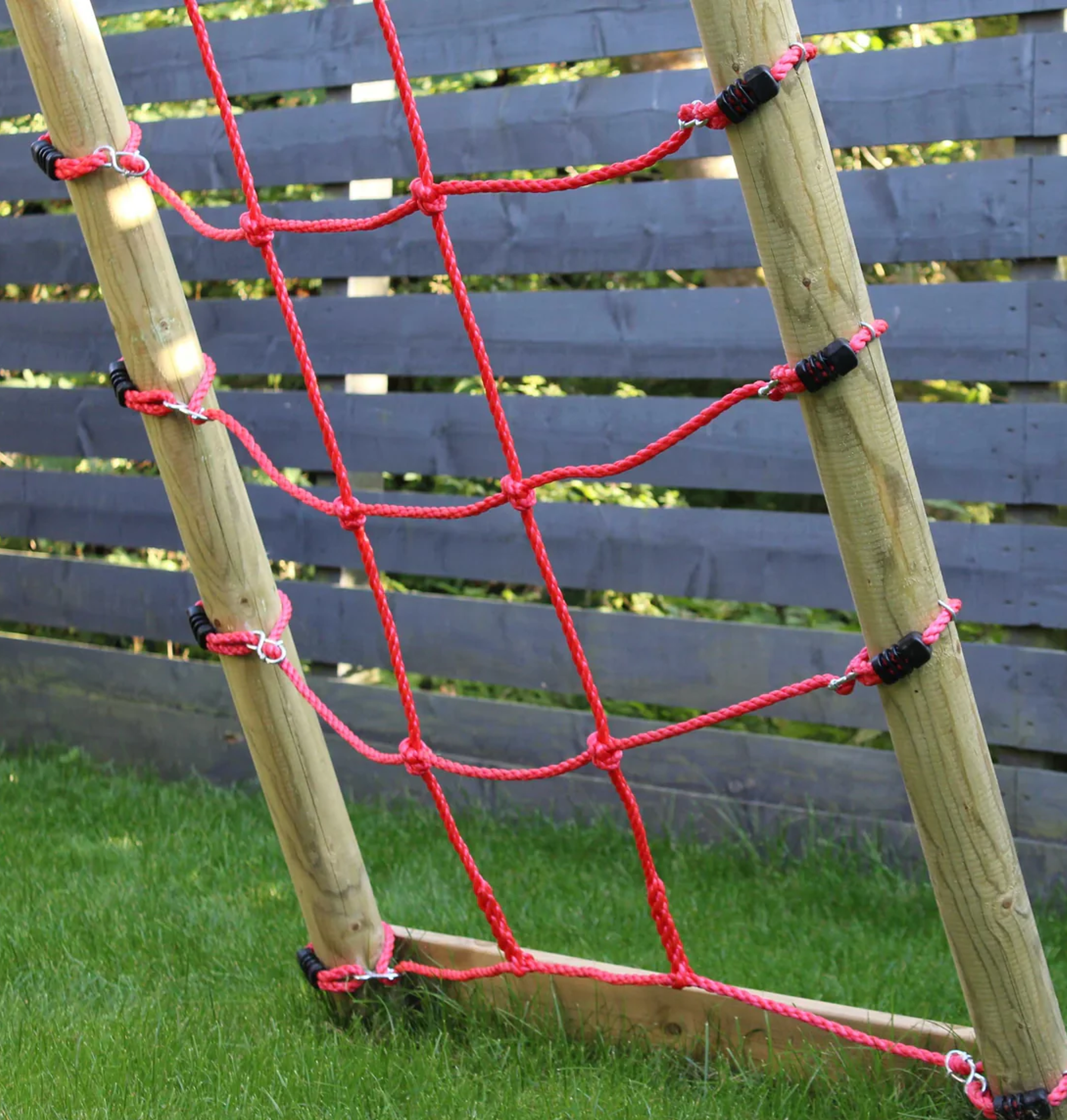 Wild Aussie Wooden Climber & 65cm Nest Swing Set
