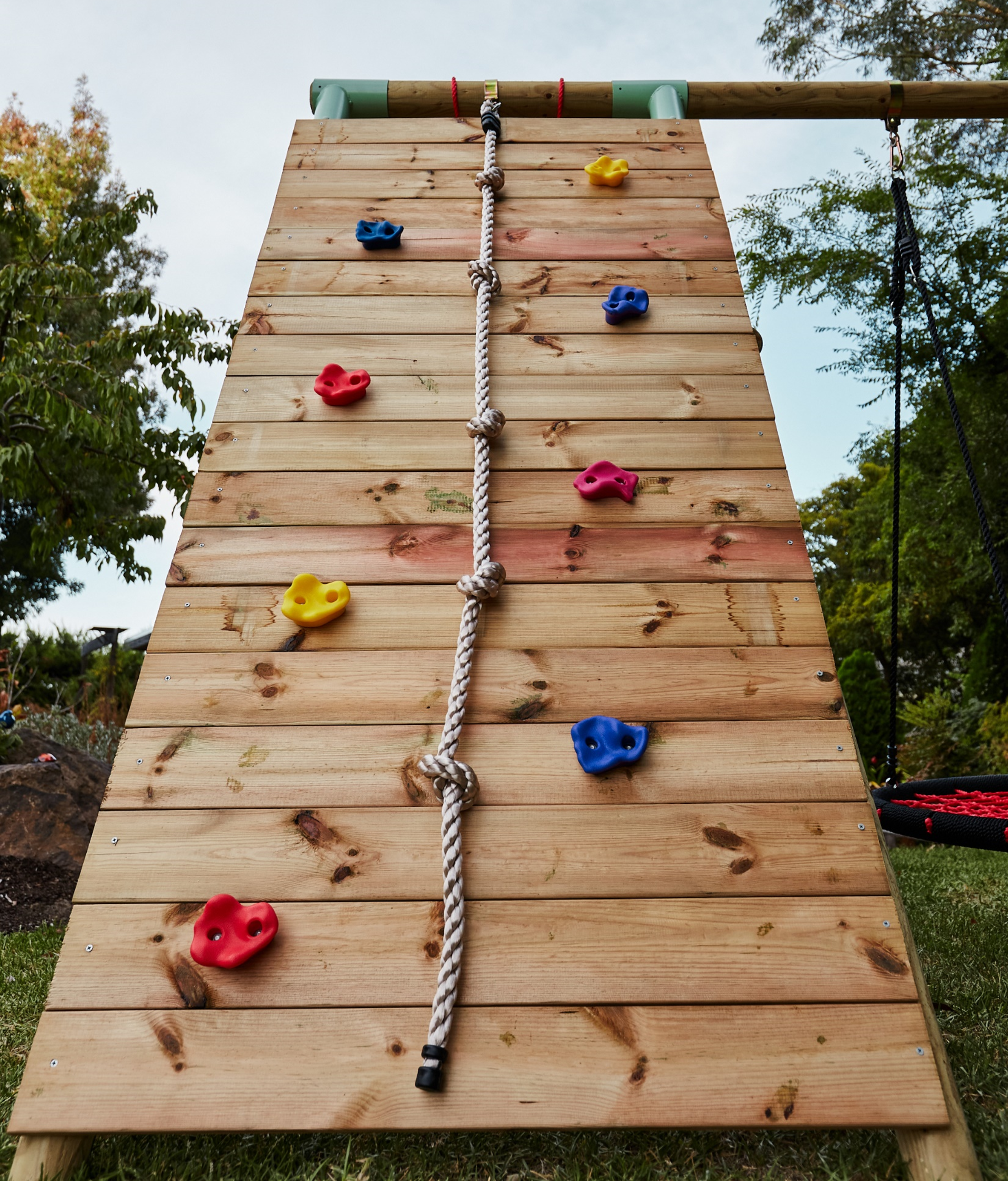Wild Aussie Wooden Climber & 120cm Nest Swing Set