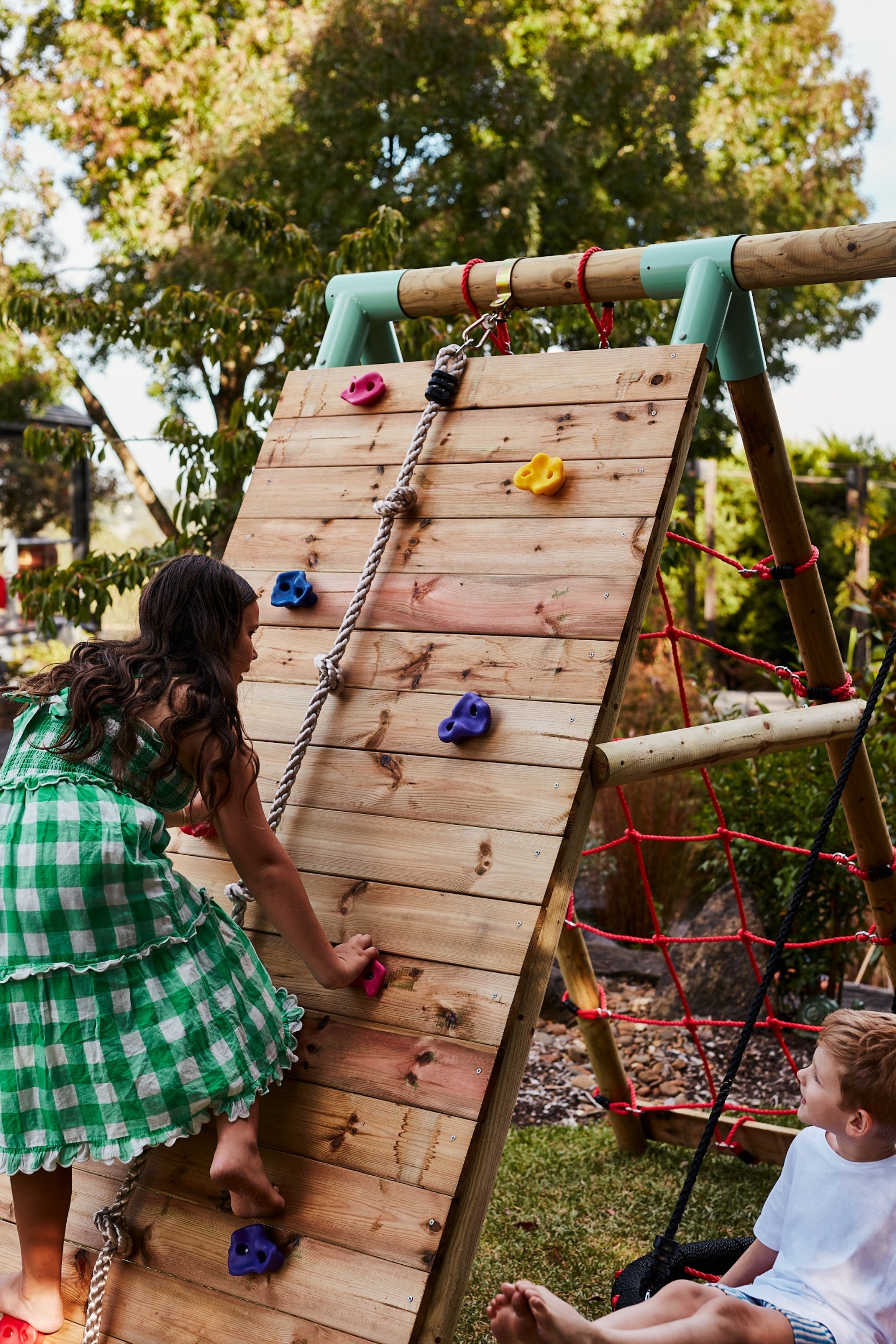Wild Aussie Wooden Climber & 120cm Nest Swing Set
