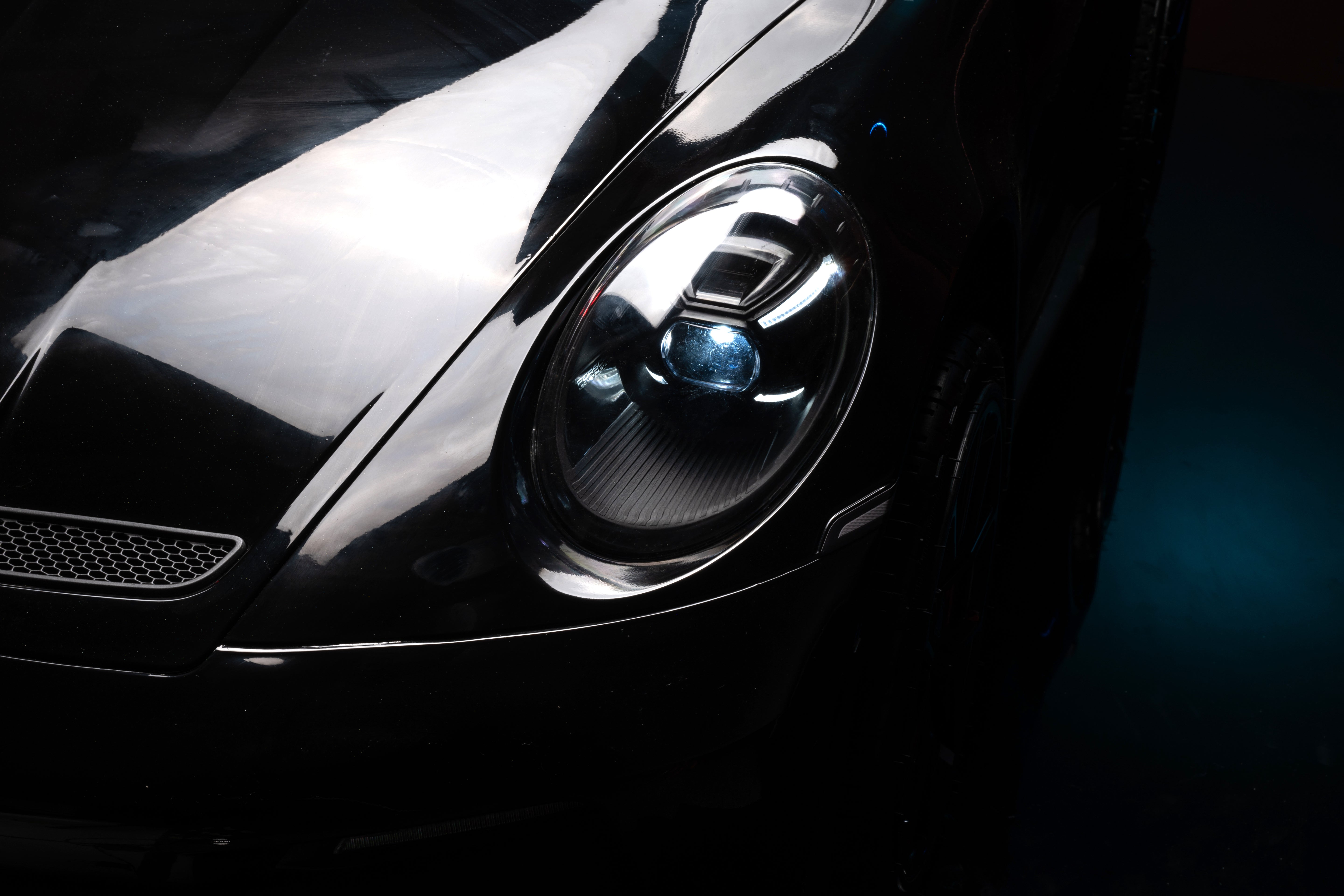 Offical 24v Porsche 911 GT3 Licensed Kids Ride-On Car – Luxury Performance Style