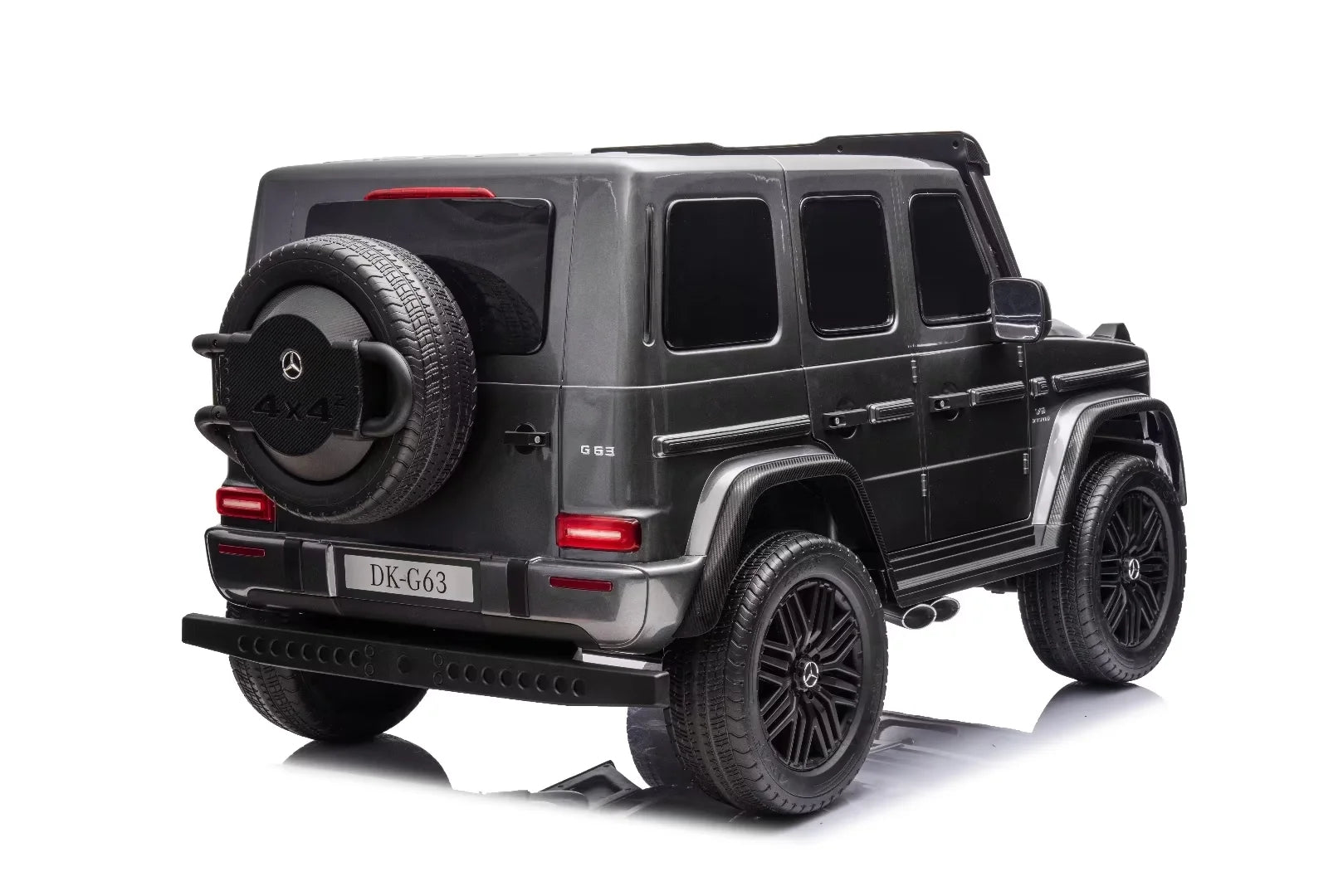 Mercedes-AMG G-Wagon kids ride-on car with luxury chrome accents
