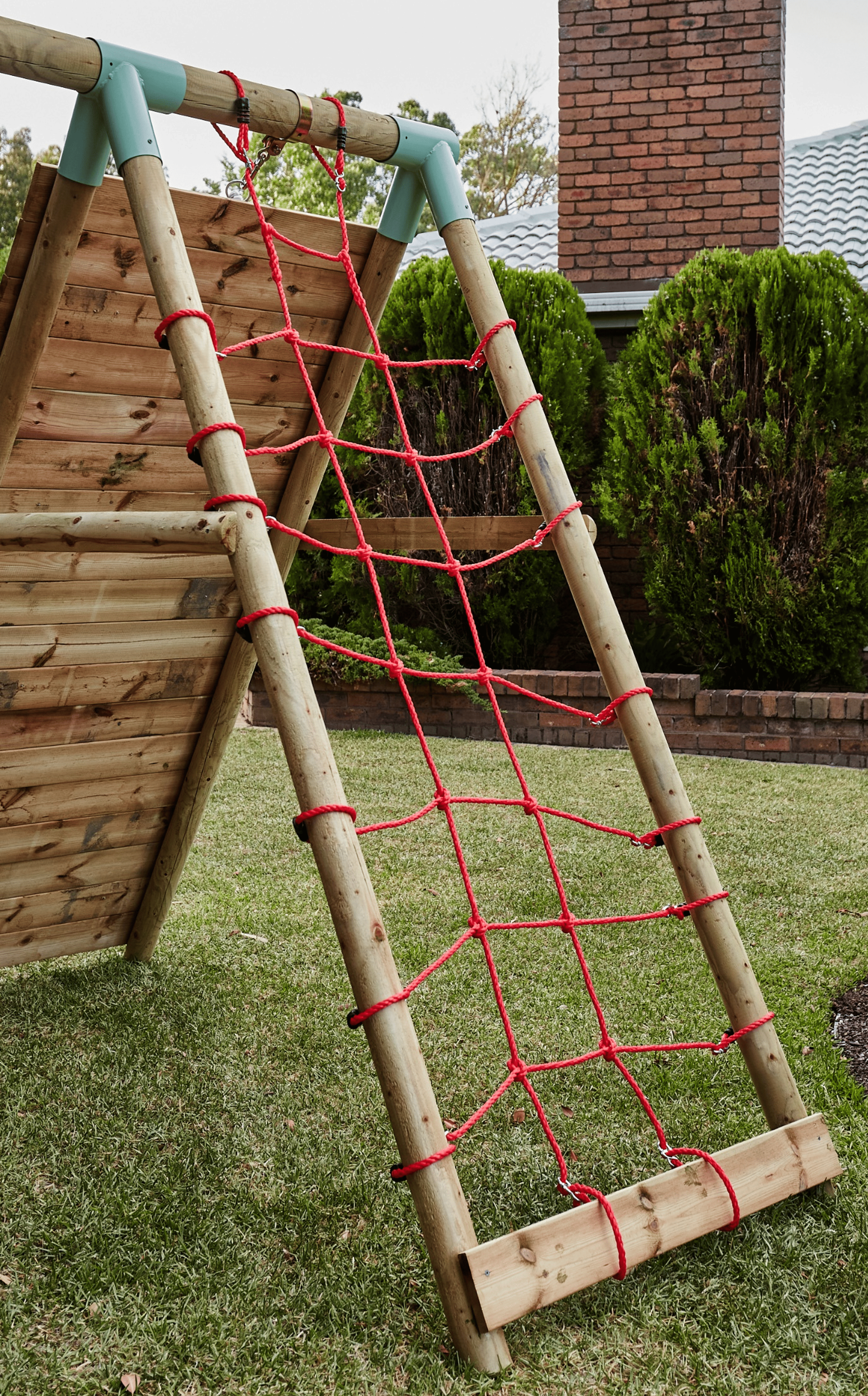 Wild Aussie Wooden Climber & Nest Swing Set