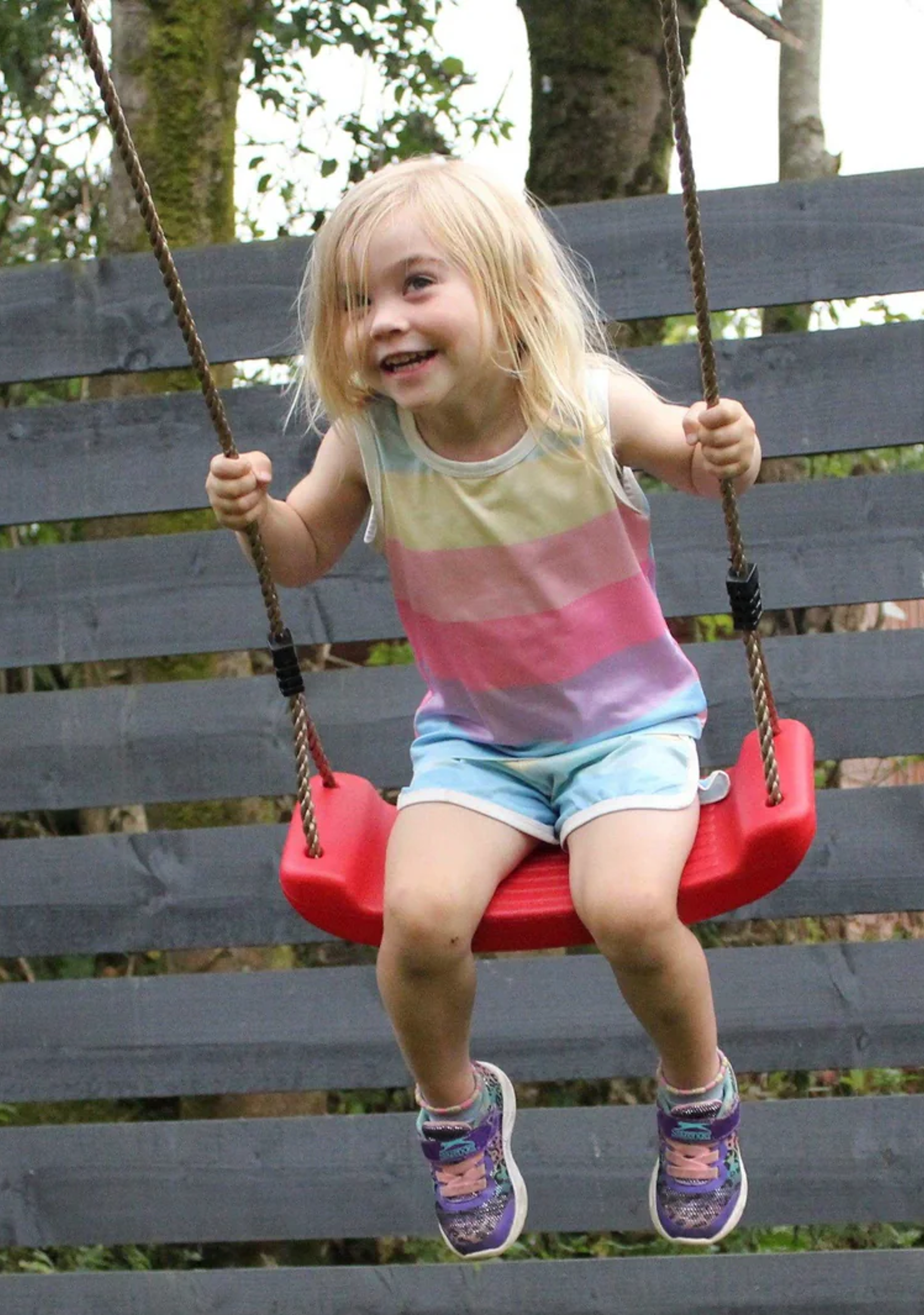 Wild Aussie Double Seat Wooden Swing Set