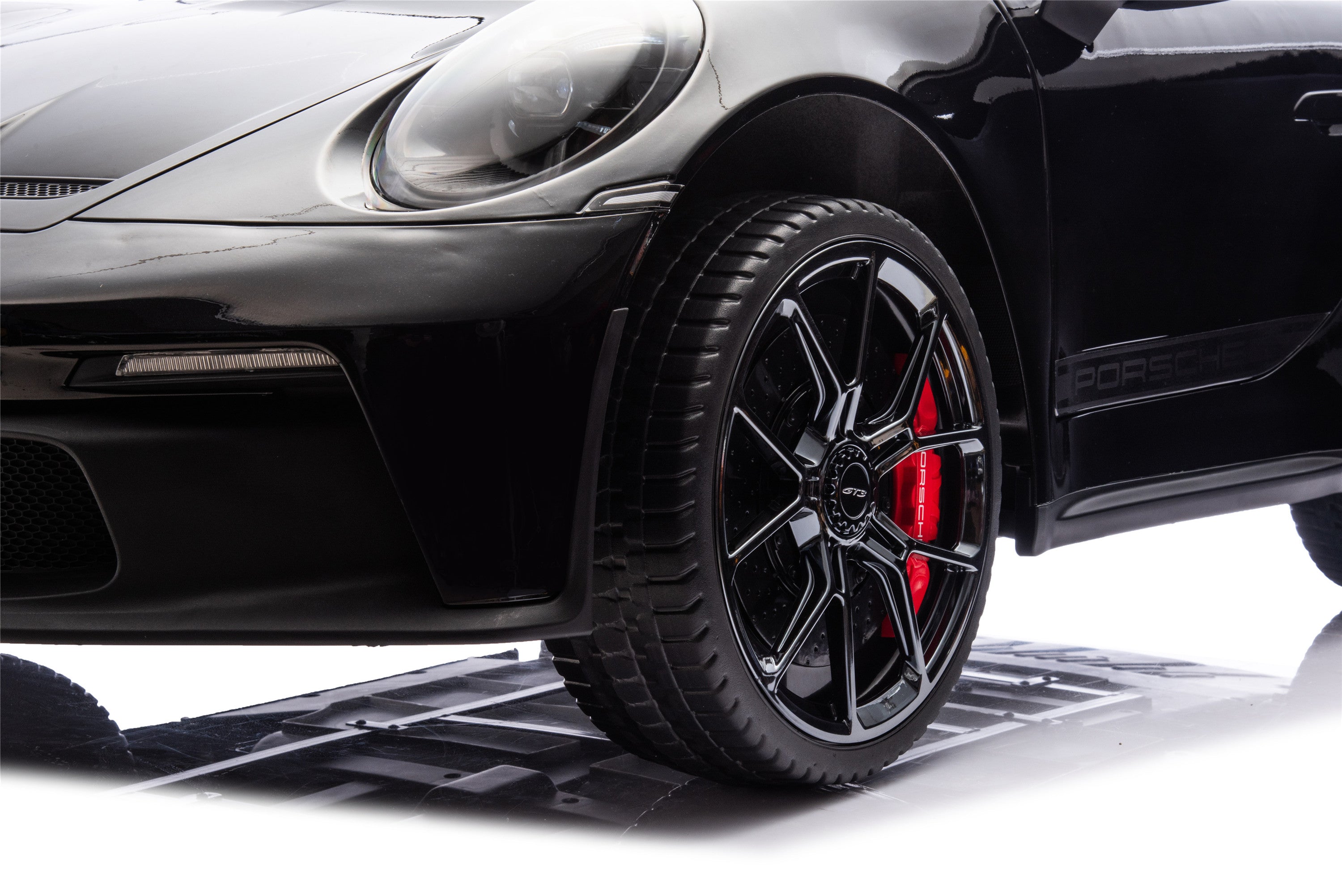 Offical 24v Porsche 911 GT3 Licensed Kids Ride-On Car – Luxury Performance Style